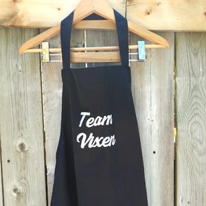 💥5/$25💥BNWOT💞Team Vixen Apron-BBQ!! & COOKING!